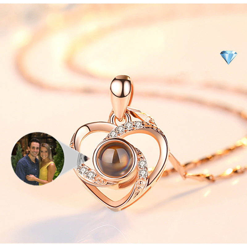 Heart Shaped Projection Necklace