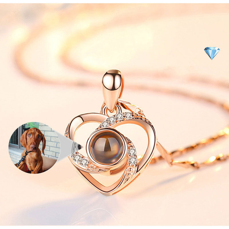 Heart Shaped Projection Necklace